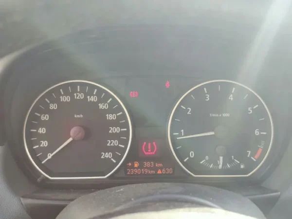 BMW SERIE 1 E87 Sport 2005