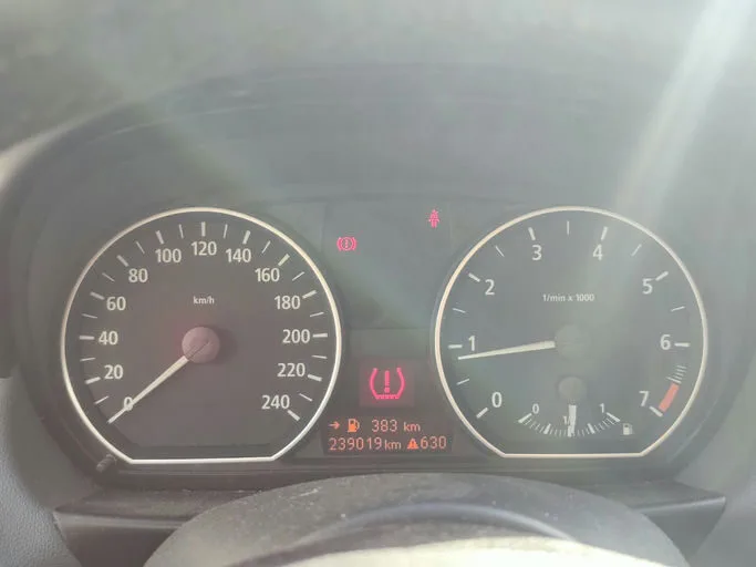 BMW SERIE 1 E87 Sport 2005 – Image 12