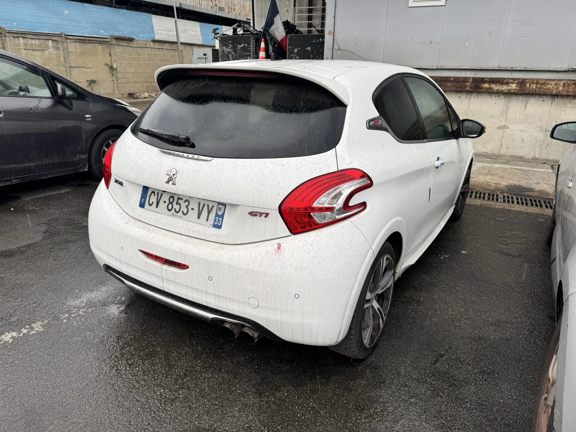 PEUGEOT 208 GTi 2013 – Image 3