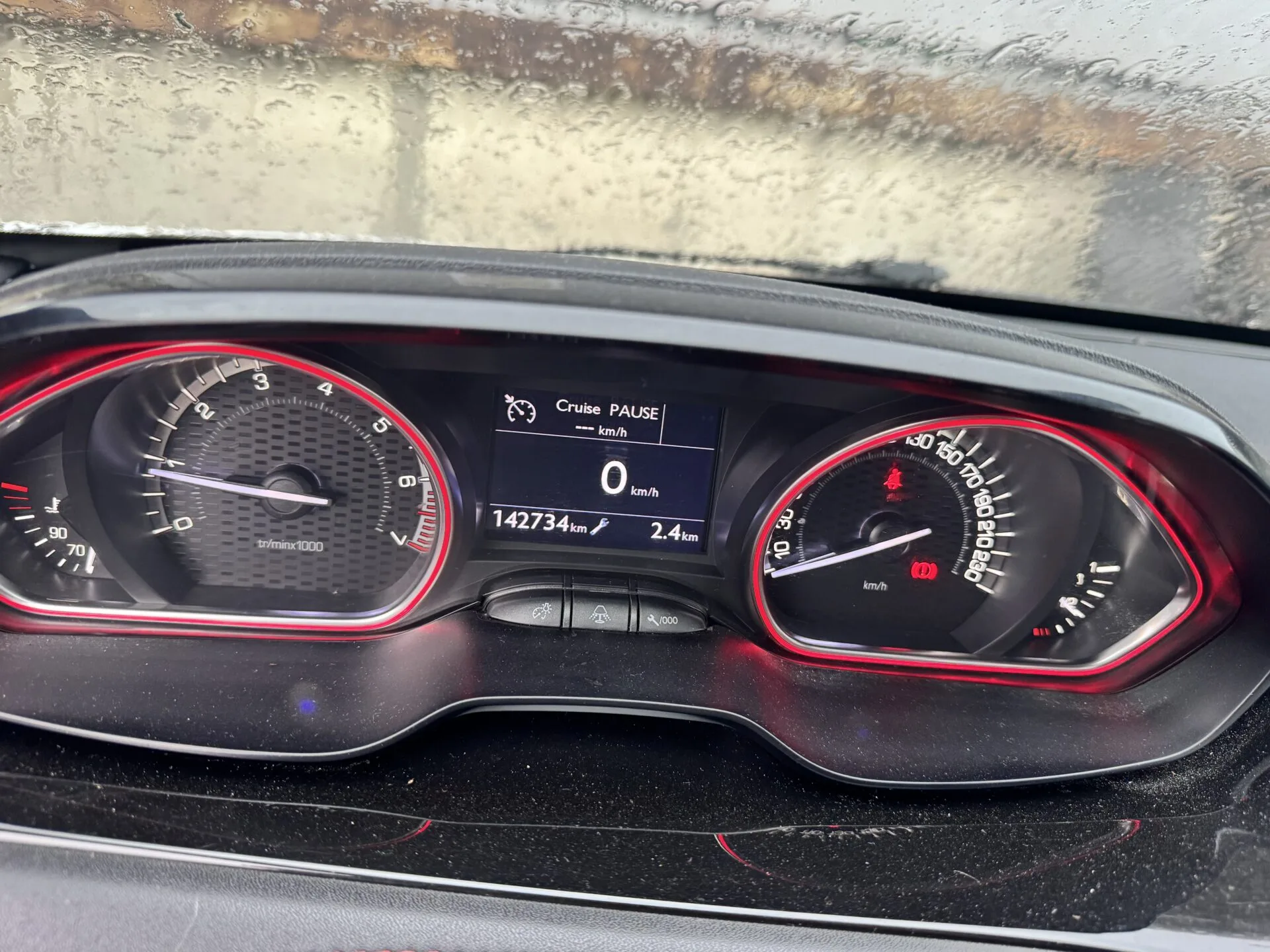 PEUGEOT 208 GTi 2013 – Image 5