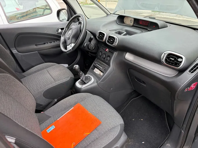 CITROEN C3 PICASSO Confort 2016 – Image 9