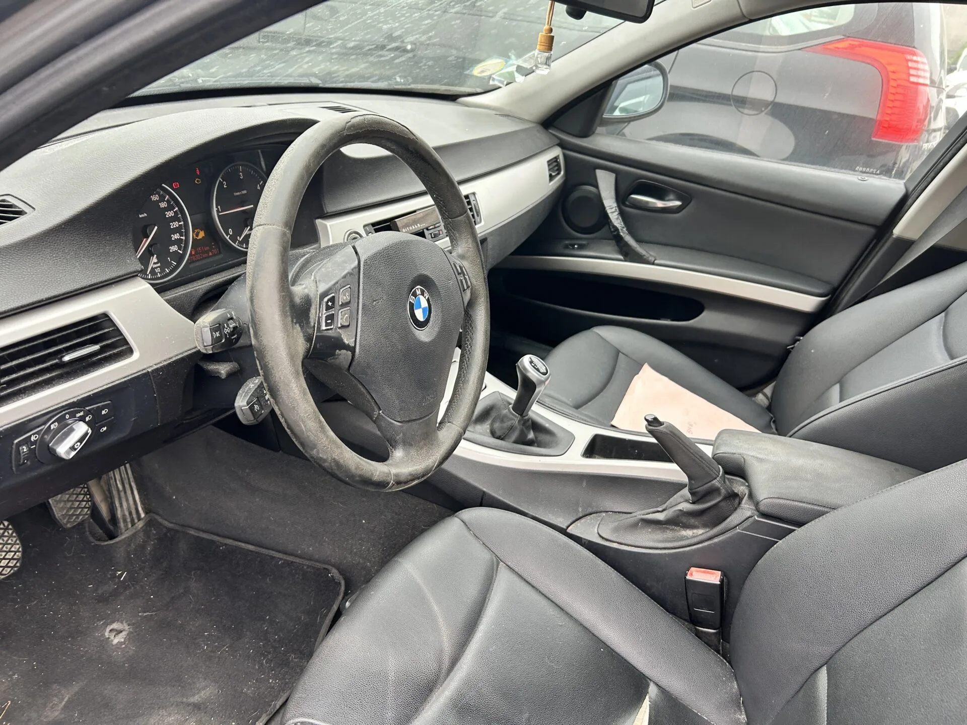 BMW SERIE 3 E90 Confort 2009 – Image 6