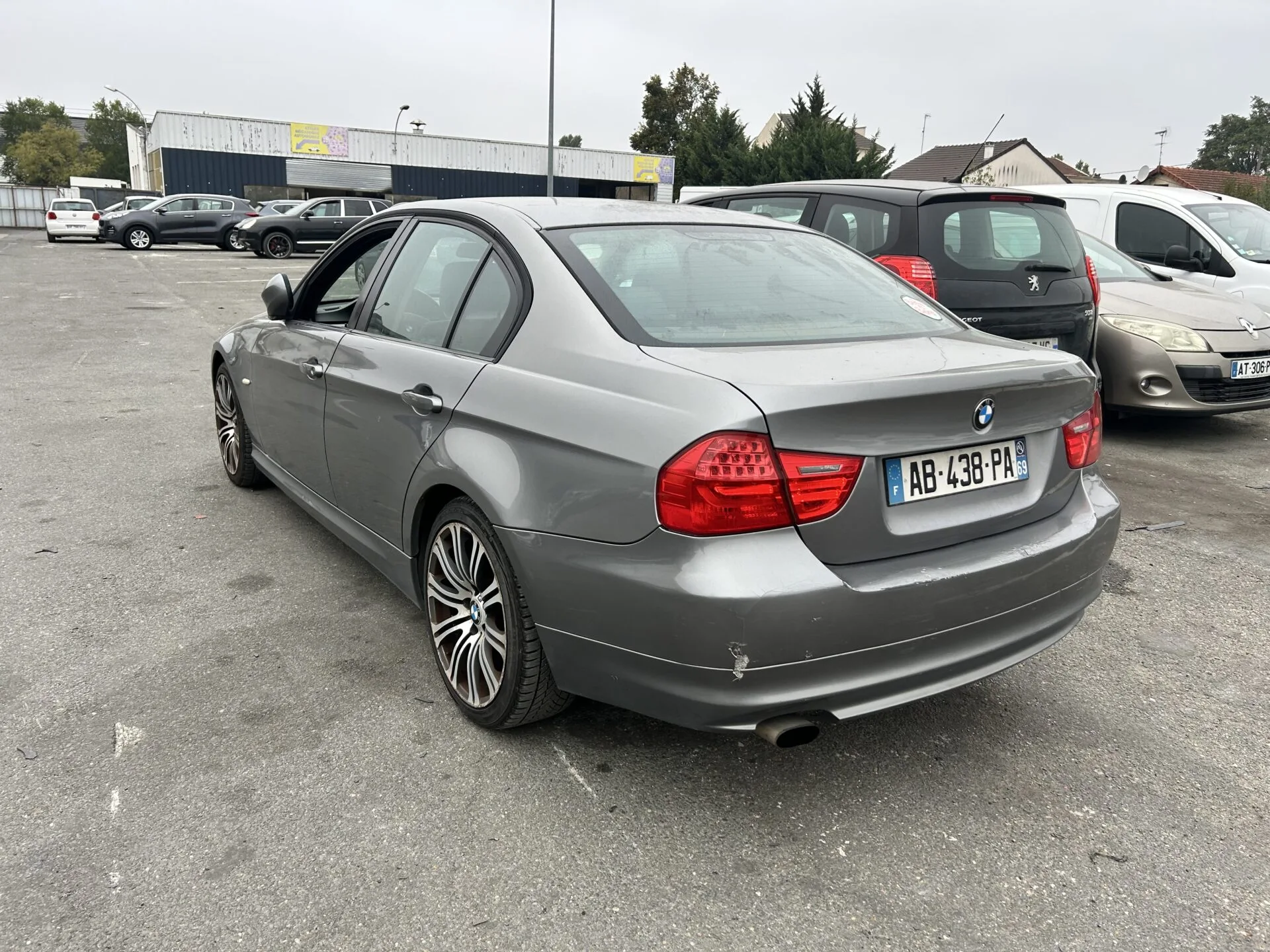 BMW SERIE 3 E90 Confort 2009 – Image 3