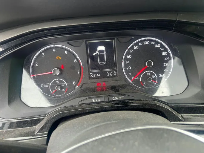 VOLKSWAGEN POLO BlueMotion 2018 – Image 10