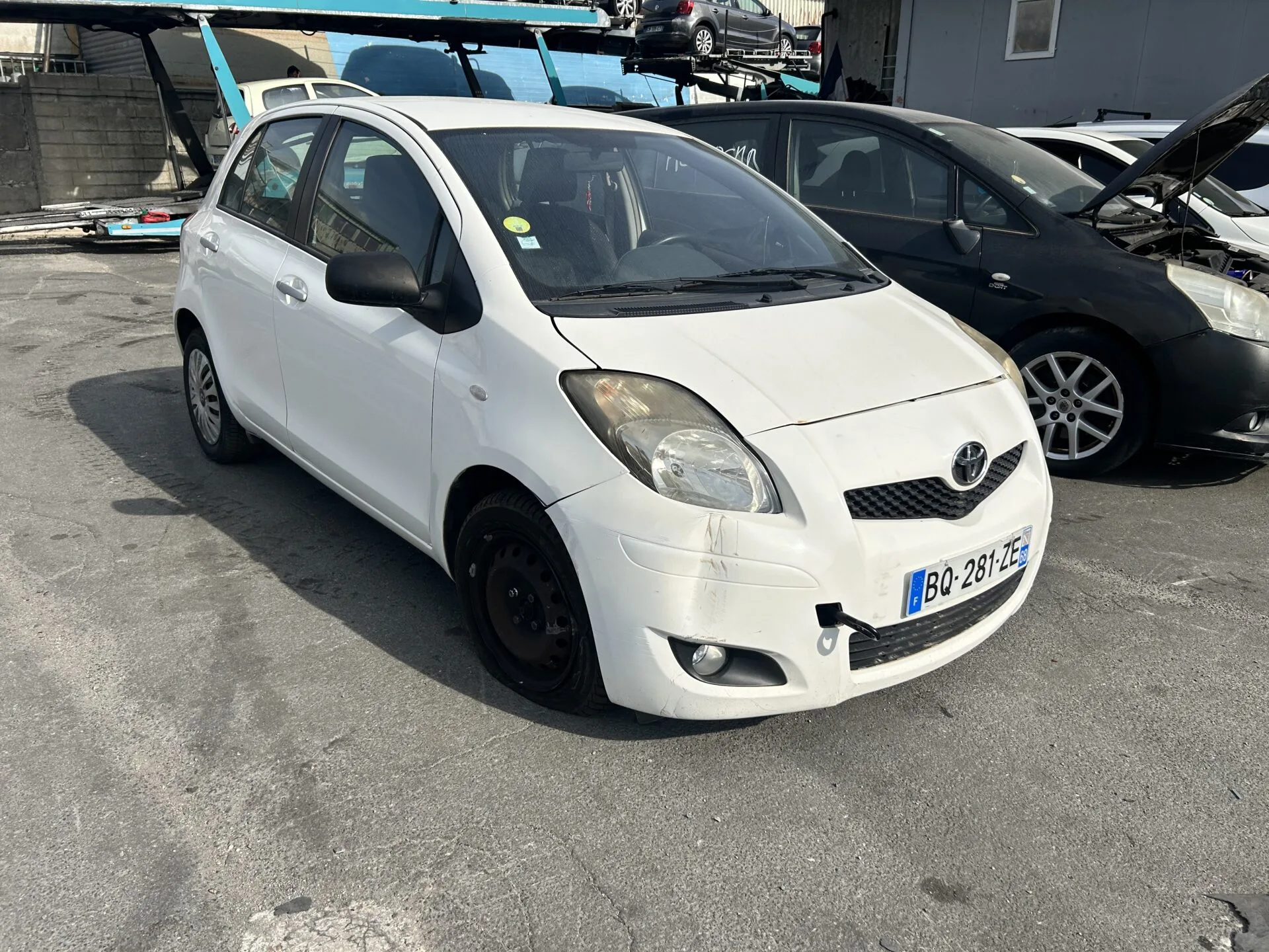 TOYOTA YARIS Lounge 2011