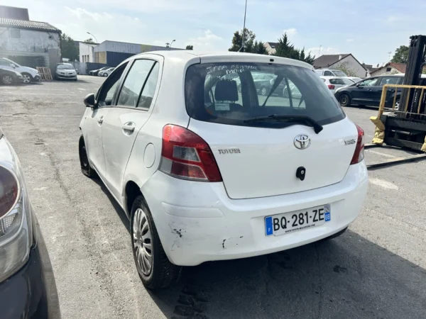 TOYOTA YARIS Lounge 2011