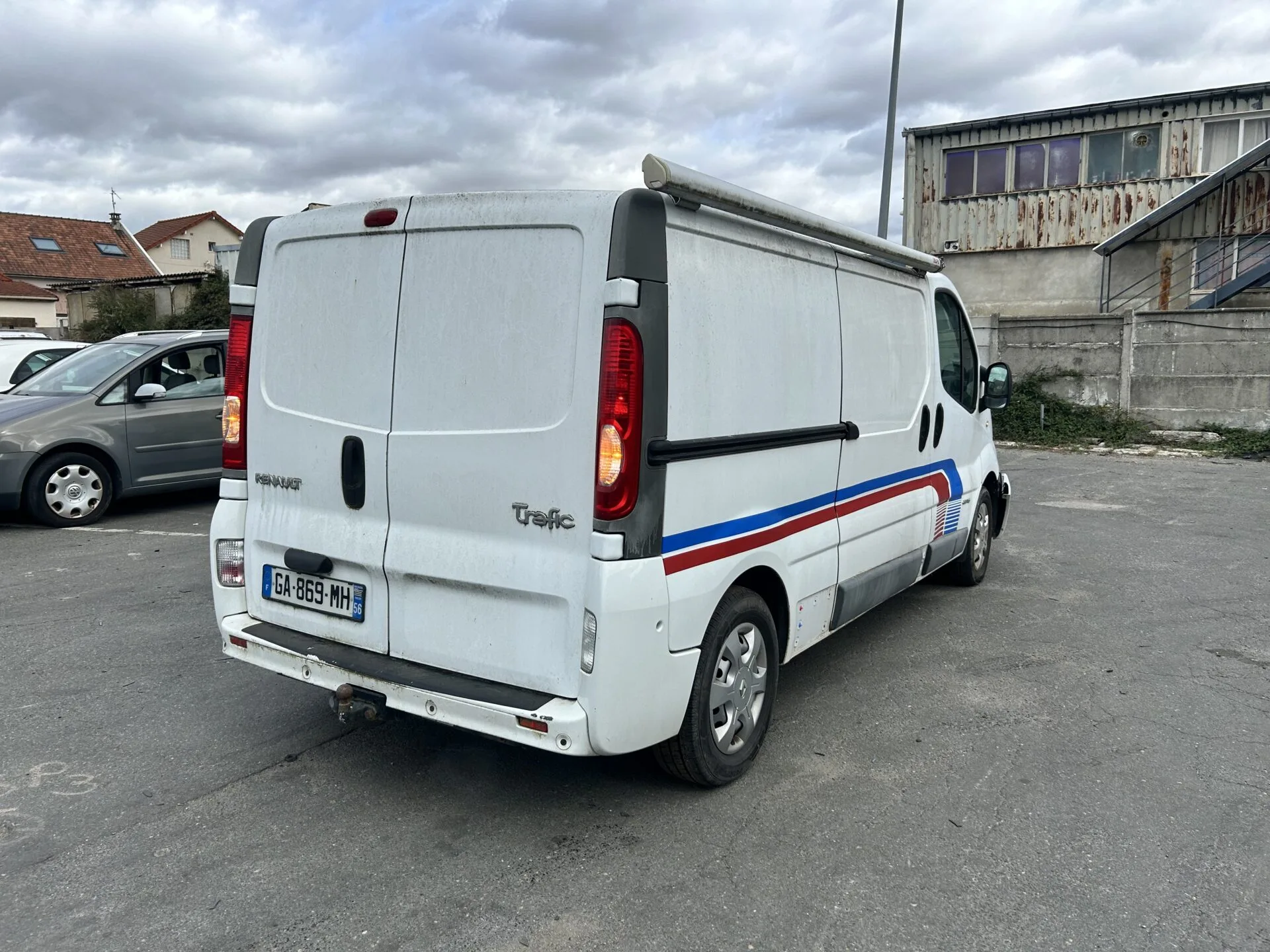 RENAULT TRAFIC FOURGON CONFORT 2012 – Image 3