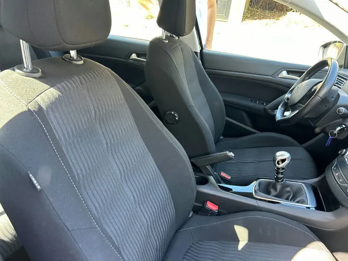 PEUGEOT 3008 Allure 2014 – Image 8