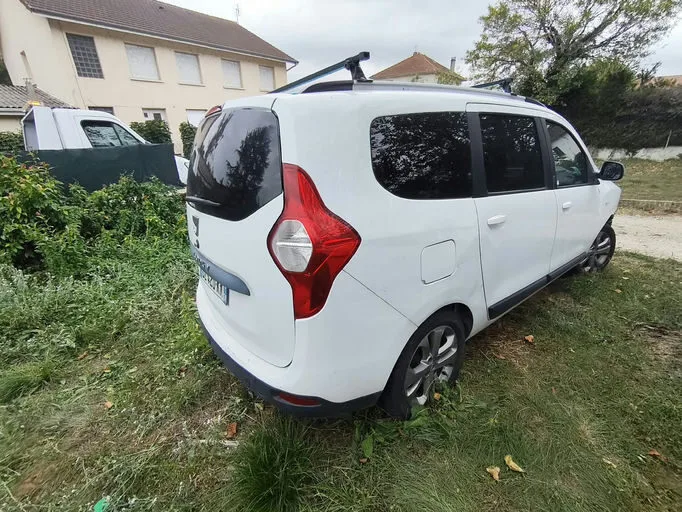 DACIA LODGY Stepway 2016 – Image 2