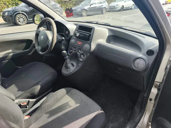 FIAT PANDA MY Team 2011 – Image 13