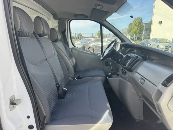 RENAULT TRAFIC FOURGON GRAND CONFORT BVR 2008