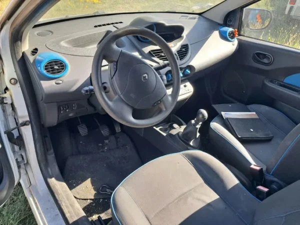 RENAULT TWINGO II Dynamique 2013