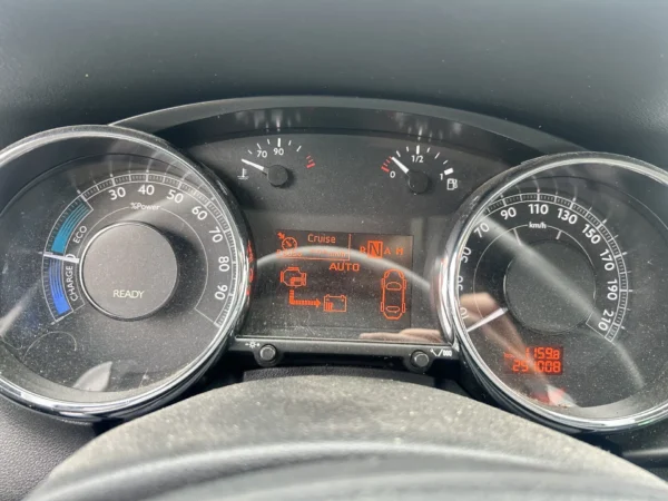 PEUGEOT 3008 HYBRID4 2013