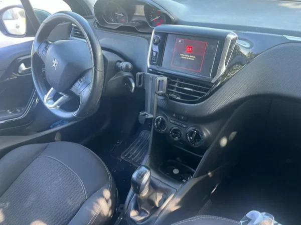 PEUGEOT 208 Style 2016