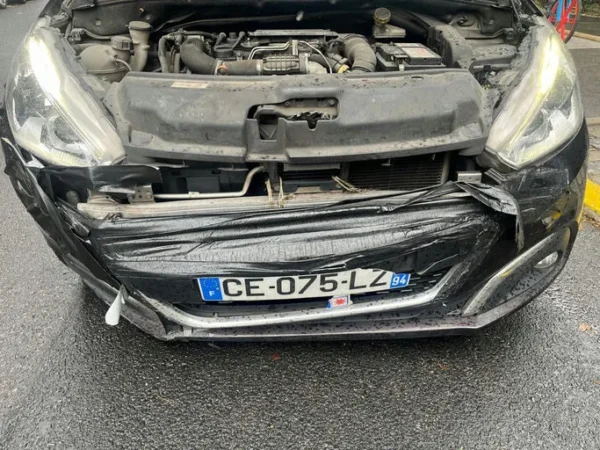 PEUGEOT 208 Access 2012