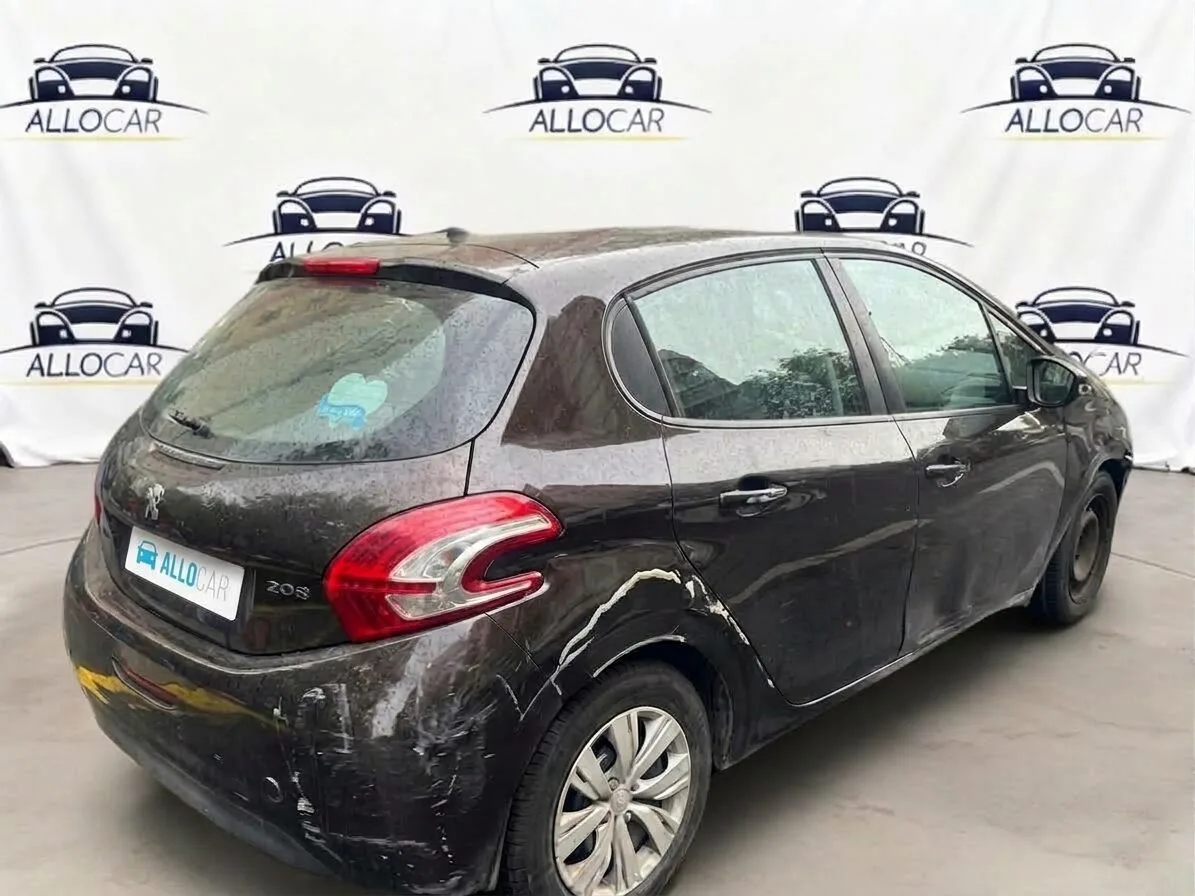 PEUGEOT 208 Access 2012