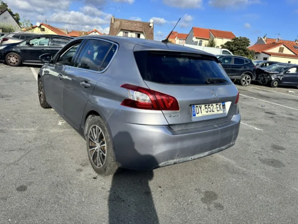 PEUGEOT 308 Série Spéciale Style 2015