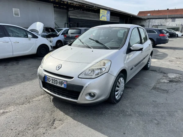 RENAULT CLIO III Expression 2010