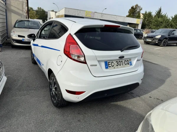 FORD FIESTA White 2016