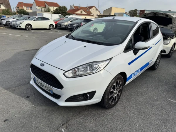 FORD FIESTA White 2016
