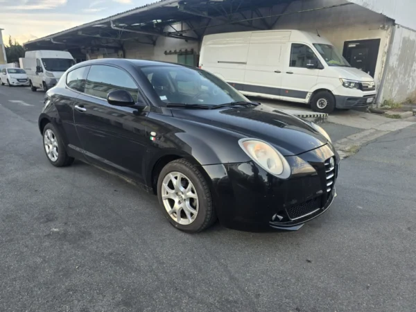 ALFA ROMEO MITO Distinctive 2010