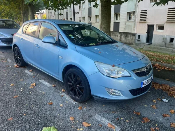 OPEL ASTRA Magnetic 2010