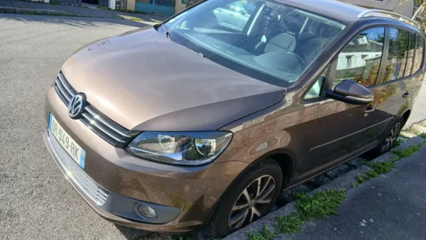 VOLKSWAGEN TOURAN Trendline 2015