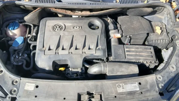 VOLKSWAGEN TOURAN Trendline 2015
