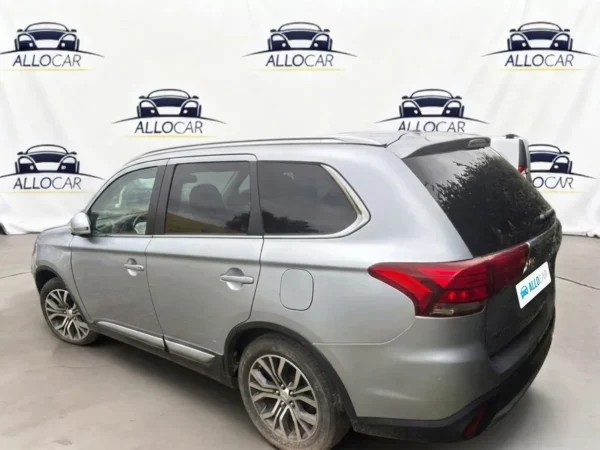 MITSUBISHI OUTLANDER Invite 2016
