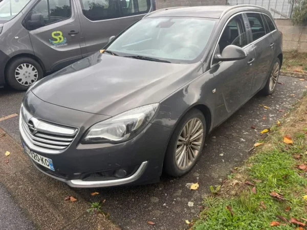 OPEL INSIGNIA SPORTS TOURER Edition 2014
