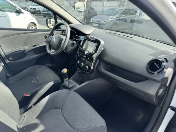 RENAULT CLIO IV SOCIETE GENERIQUE 2013