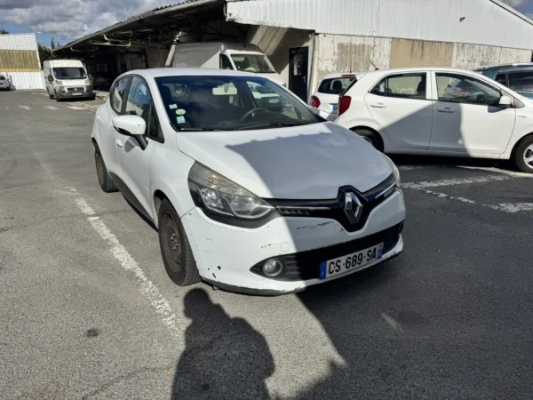 RENAULT CLIO IV SOCIETE GENERIQUE 2013