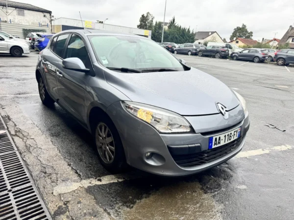 RENAULT MEGANE II BERLINE Carminat 2009