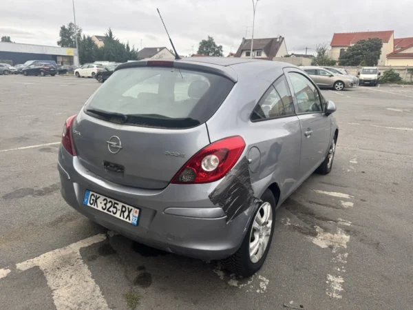 OPEL CORSA Essentia 2009