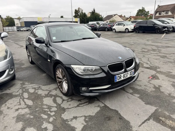 BMW SERIE 3 COUPE E92 LCI 2011