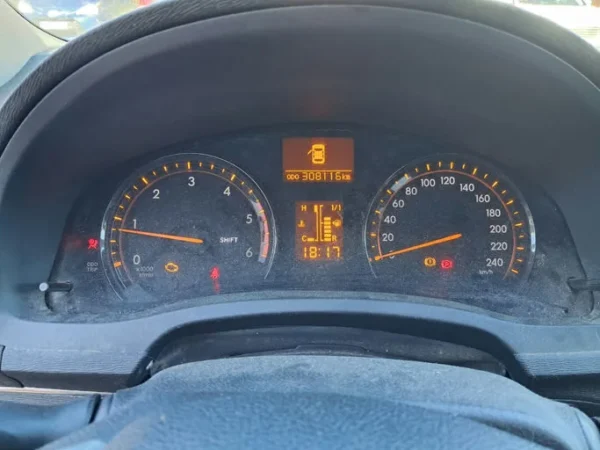 TOYOTA AVENSIS Active 2011