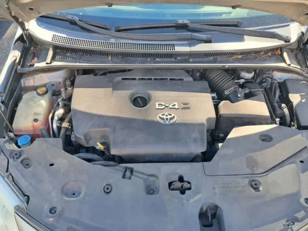 TOYOTA AVENSIS Active 2011