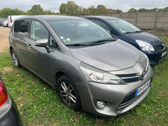 TOYOTA VERSO 2016 Dynamic 2016 – Image 6