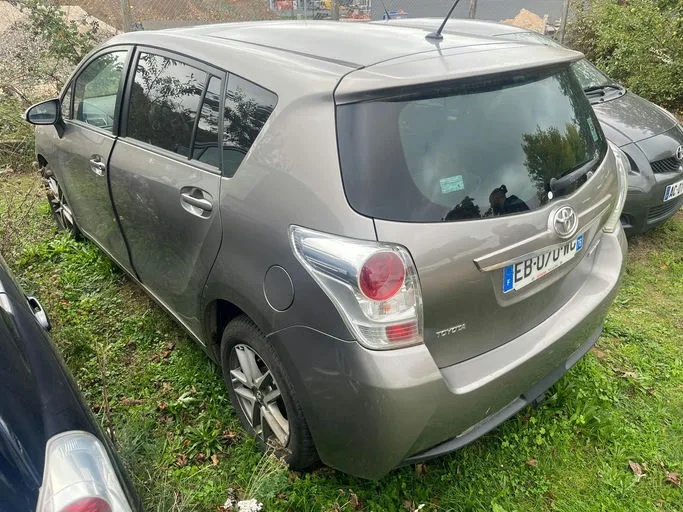 TOYOTA VERSO 2016 Dynamic 2016 – Image 8