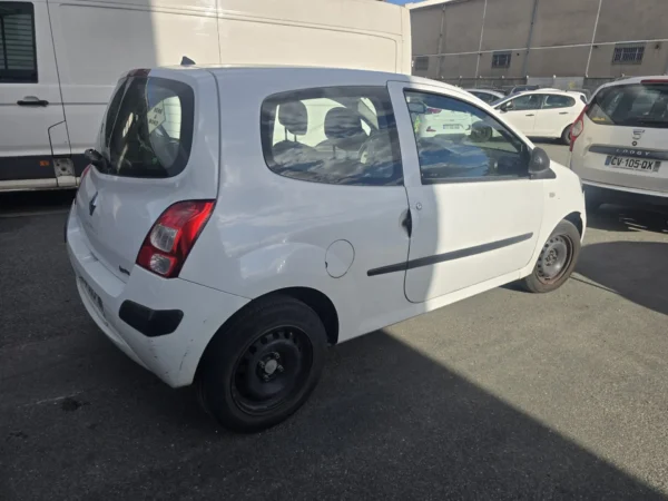 RENAULT TWINGO II 2009
