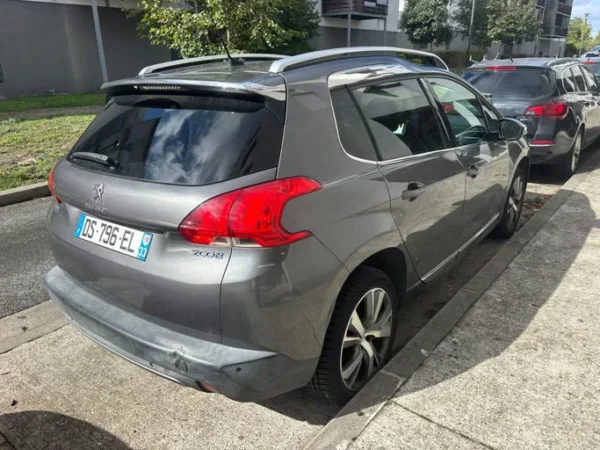 PEUGEOT 2008 Féline Titane 2015