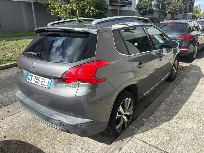 PEUGEOT 2008 Féline Titane 2015 – Image 10